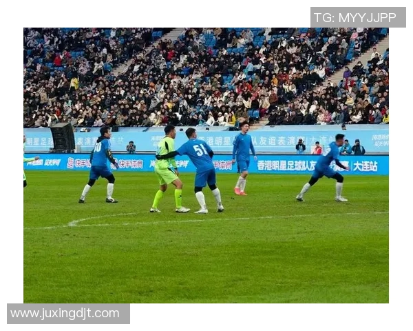 香港足球明星队810盛大赛事回顾与精彩瞬间分享 香港足球明星队810盛大赛事回顾与精彩瞬间分享